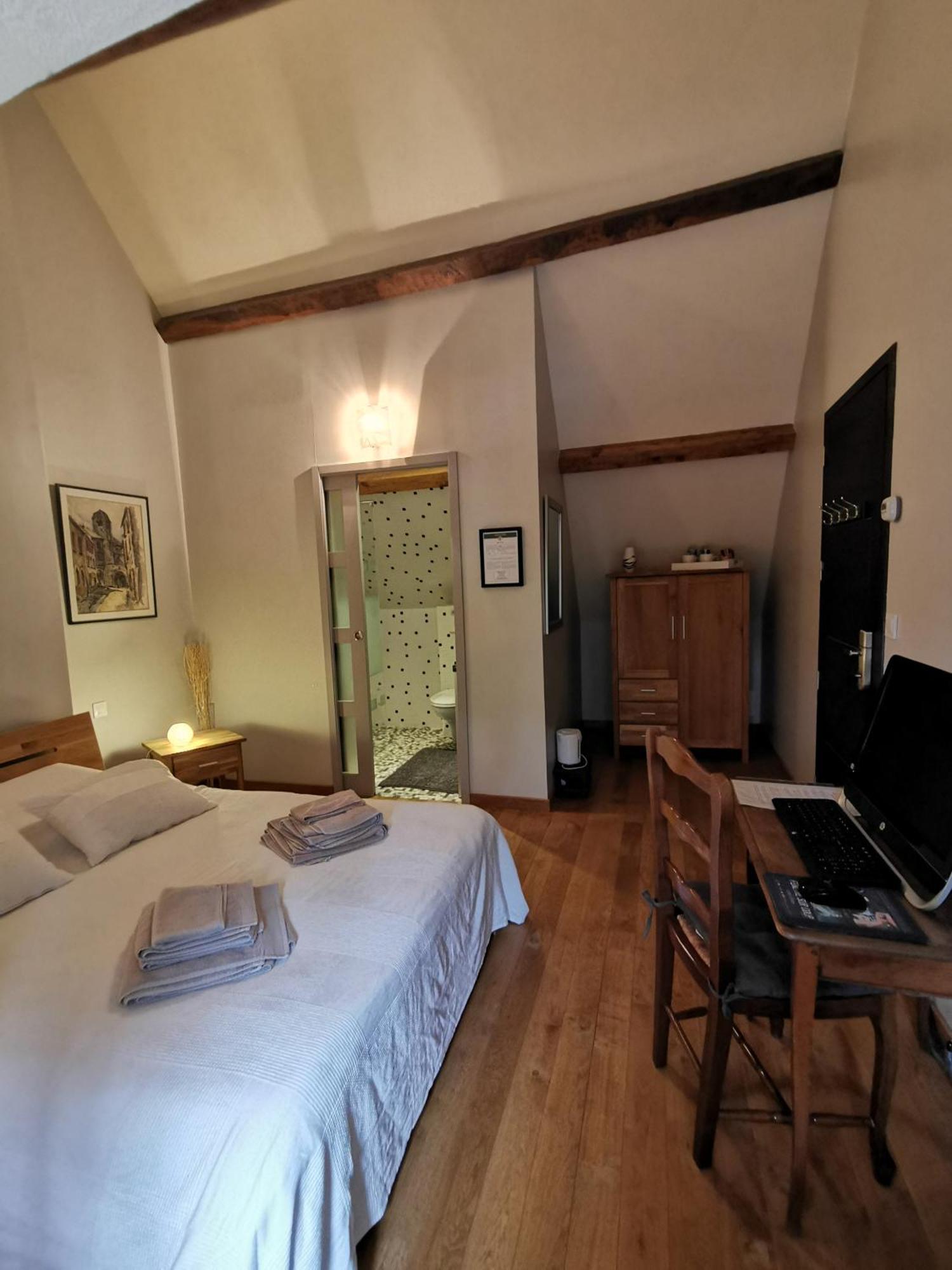 Le Petit Moulin Bed & Breakfast Faverelles Bilik gambar